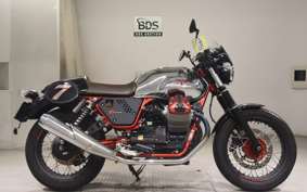 MOTO GUZZI V7 RACER 2 2015