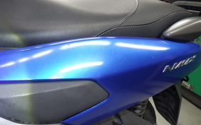 YAMAHA N-MAX 2003 SED6J