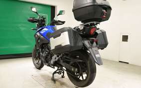 SUZUKI Vｽﾄﾛｰﾑ250A 1998