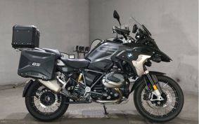 BMW R1250GS 0M01