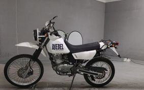 SUZUKI DJEBEL200 SH42A