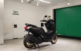 YAMAHA N-MAX 155 A 2011 SG50J