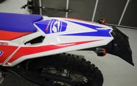 BETA クロス TRE ーナー250 2023