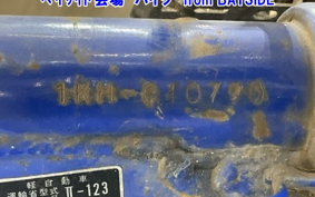 YAMAHA SEROW 225-1