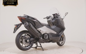 YAMAHA T-MAX 560 2026 SJ21J