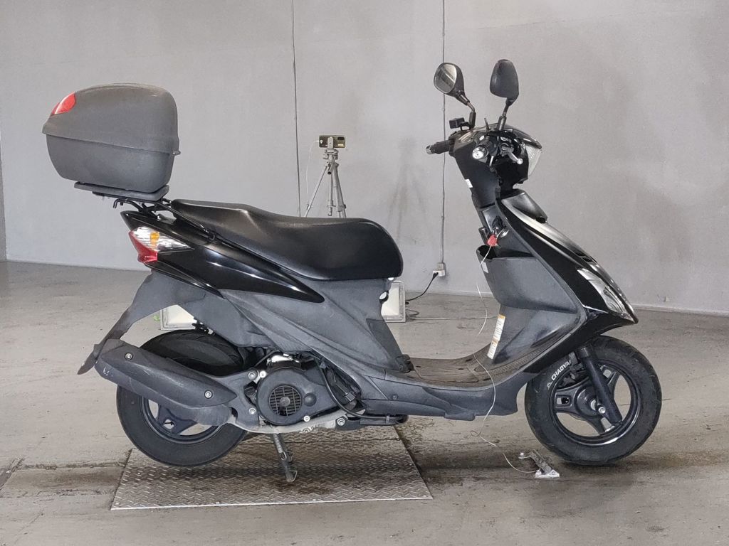 Фото Suzuki ADDRESS V125 с японского аукциона