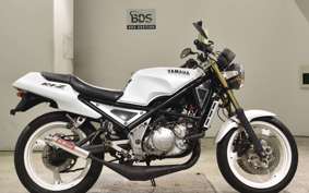 YAMAHA R1-Z 2020 3XC