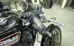HARLEY XL883RI 2010