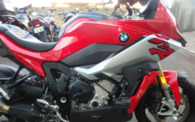 BMW S1000XR 2020 0E41