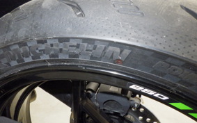 KAWASAKI ZX-25R ZX250E