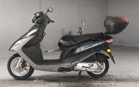 SUZUKI ADDRESS V125 TC570
