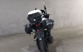 YAMAHA FZ8 FAZER N 2015 RN25