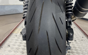 KAWASAKI ZRX1200 DAEG 2015 ZRT20D