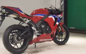 HONDA CBR600RR 2025