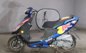 SUZUKI GSR125 UTD44