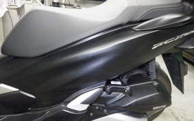 HONDA PCX 150 2010 KF30
