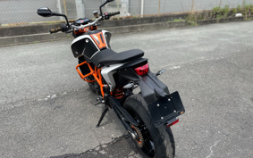 KTM 690 DUKE R 2013 LDU40