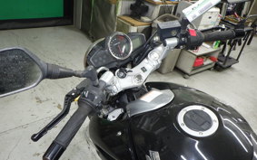 SUZUKI GSR250