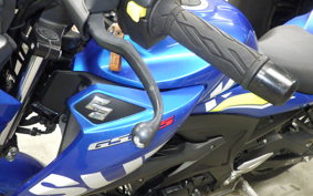 SUZUKI GSX-S125 1999 DL32B