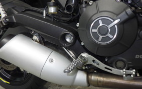 DUCATI SCRAMBLER ICON 2015