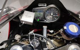 YAMAHA YZF-R1 2000 RN04