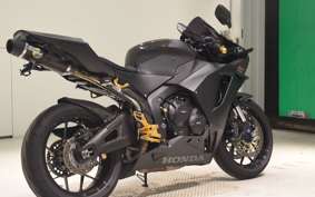 HONDA CBR600RR 2024 PC40
