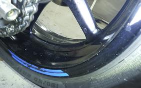 YAMAHA YZF-R1 2005