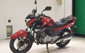 SUZUKI GSR250