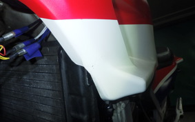 YAMAHA FZ250 1HX