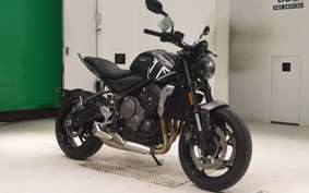 TRIUMPH TRIDENT 660 2021