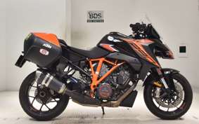 KTM 1290 SUPER DUKE GT 2019