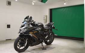 KAWASAKI ZX-25R 2000 ZX250E