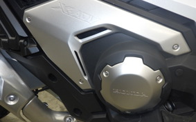 HONDA X-ADV 750 2025 RH21