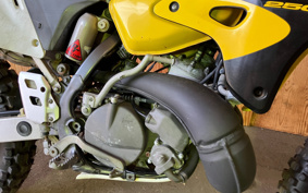 SUZUKI RMX250 S SJ14A