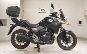 SUZUKI Vｽﾄﾛｰﾑ250A 2026