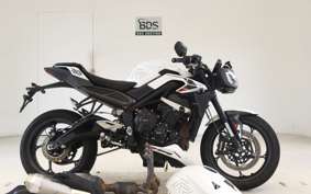 TRIUMPH STREET TRIPLE R 2023