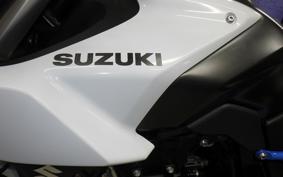 SUZUKI GSX-8S 2023 EM1AA