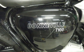 TRIUMPH BONNEVILLE T100 2020