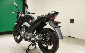 SUZUKI GSR250