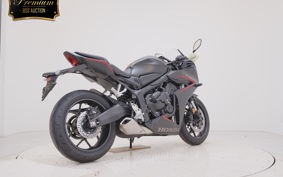 HONDA CBR650R E-Clutch 2018 RH17