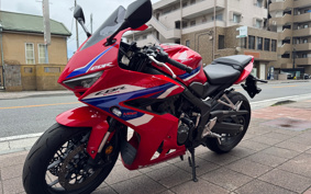 HONDA CBR650R E-Clutch 2024 RH17