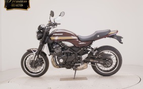 KAWASAKI Z900RS 2025 ZR900K