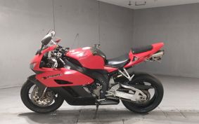 HONDA CBR1000RR 2004 SC57