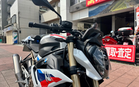 BMW S1000R 2022 0E51