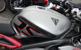 TRIUMPH STREET TRIPLE RS 2021