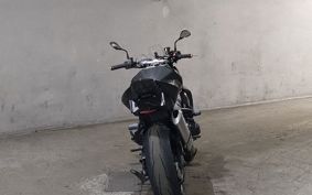 KAWASAKI Z1000 ZRT00B