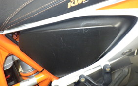 KTM 690 DUKE R 2013