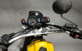 YAMAHA TW225 DG09J