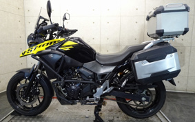 SUZUKI STROM 250 DS11A