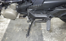 HUSQVARNA SVARTPILEN 125 2025